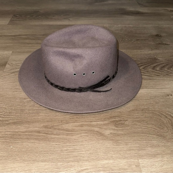 DeLuxe Quality Vintage Lavender Fedora Hat main image 4